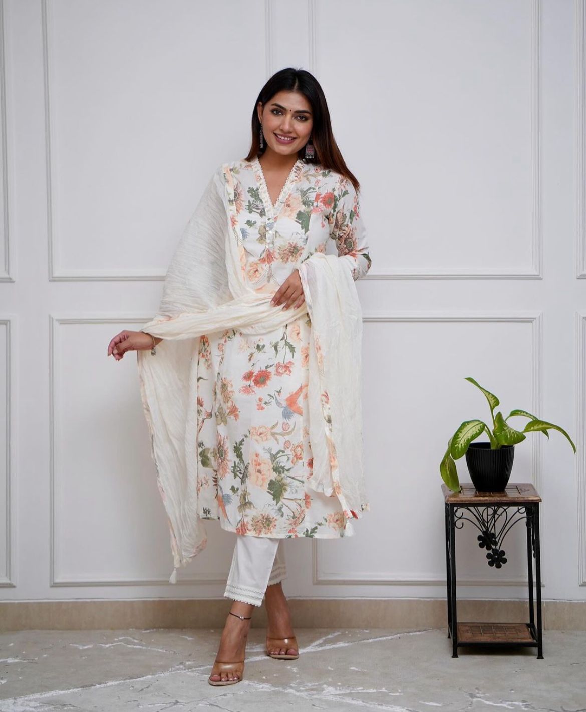 White Color Kurti Suit Set Seems To Be A Party Wear Outfit