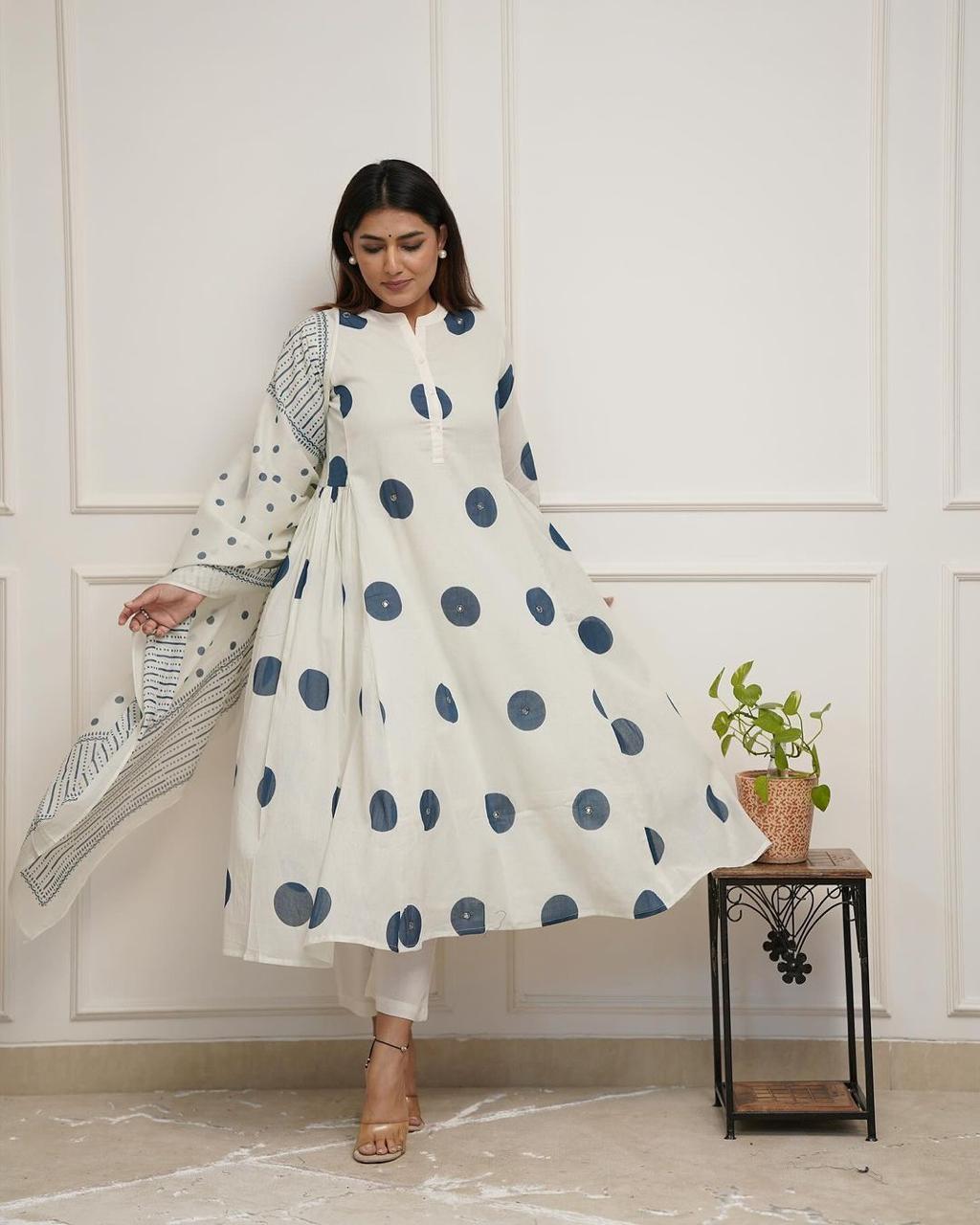 Trending Polka Dot Kali Style Pure Mul Cotton Dupatta Set